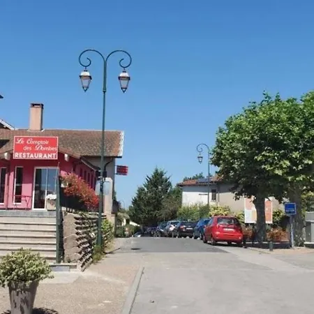 Guest house Maison A Saint-Jean-de-Thurigneux